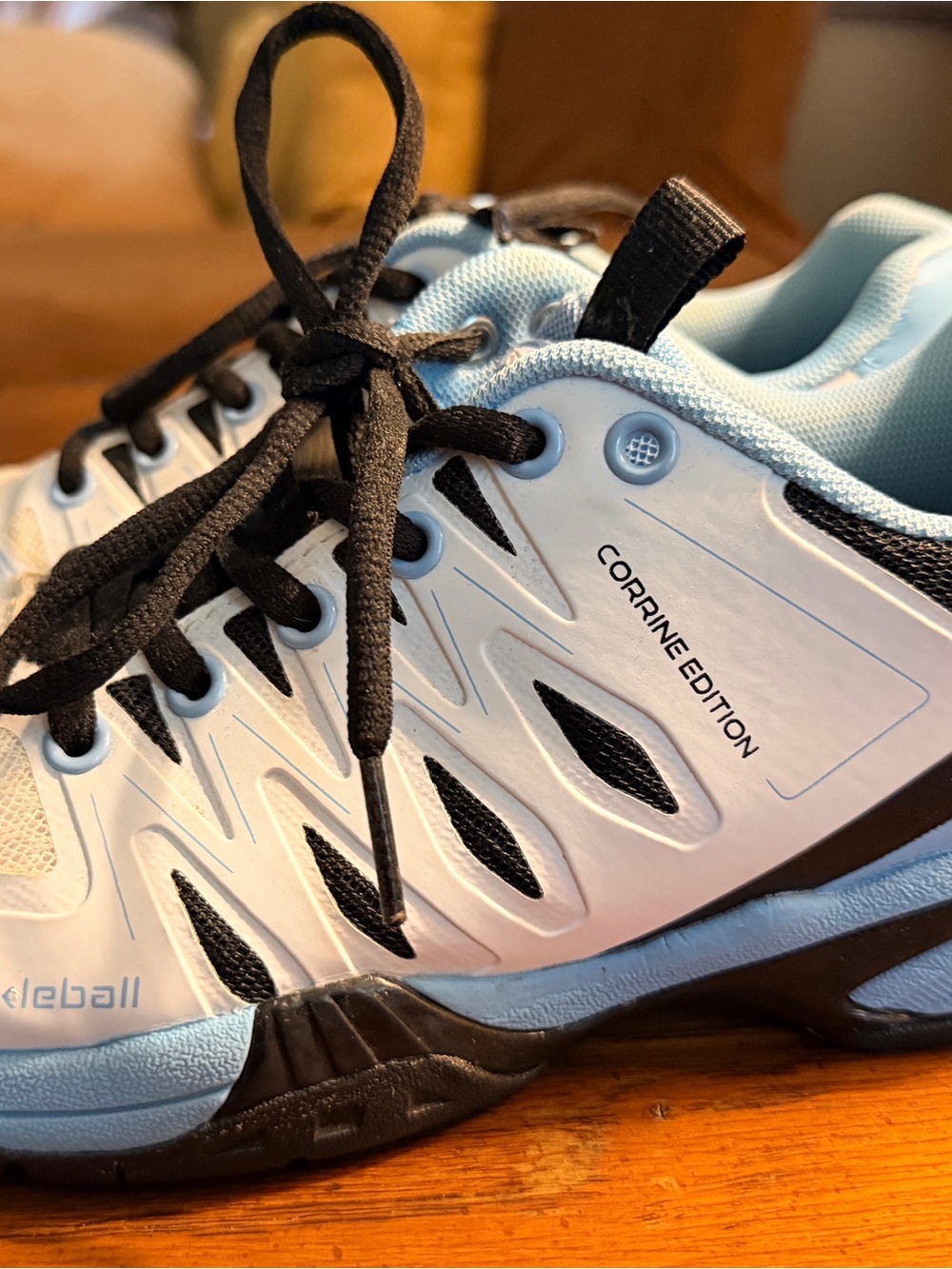Women’s court shoes